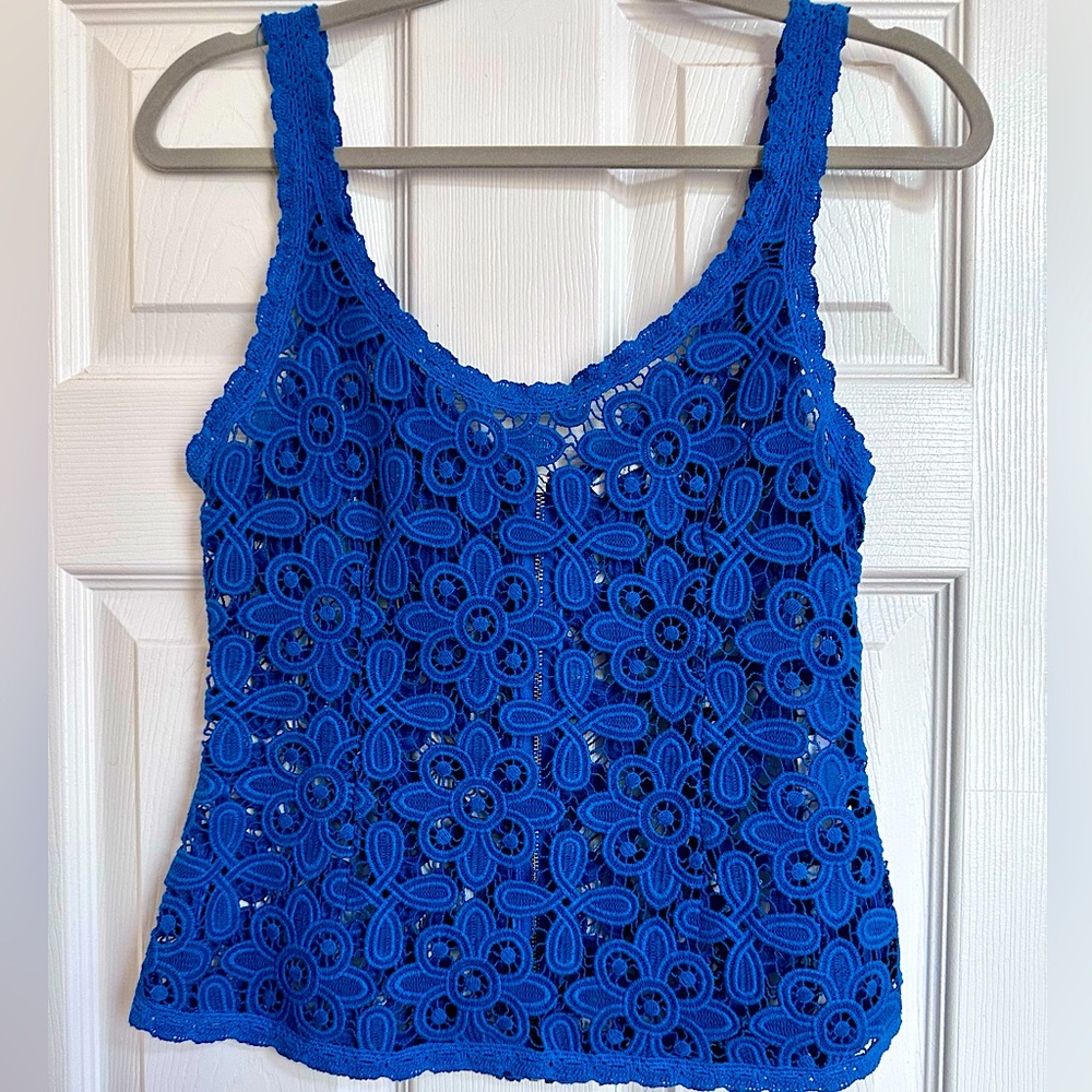 NWT! INTERMIX Cobalt Blue Lace-Crochet Sleeveless Top. M